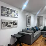 Urban Beautiful Home Jersey City Close To Manhattan
