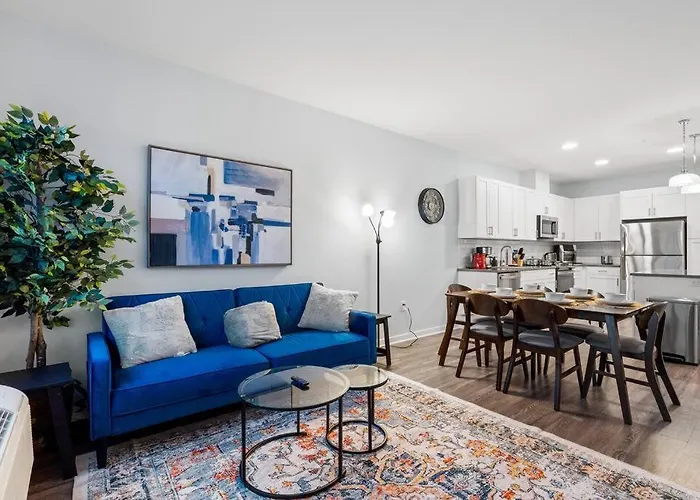 Urban Elegance: 20 Minutes To Nyc