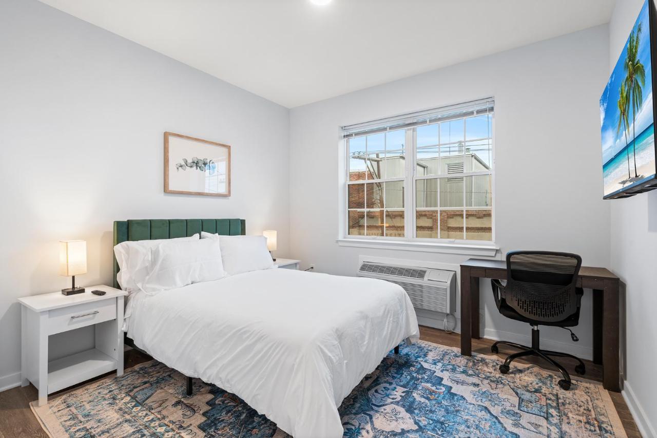 2 Bed With Gym And Laundry Minutes From Nyc Jersey City