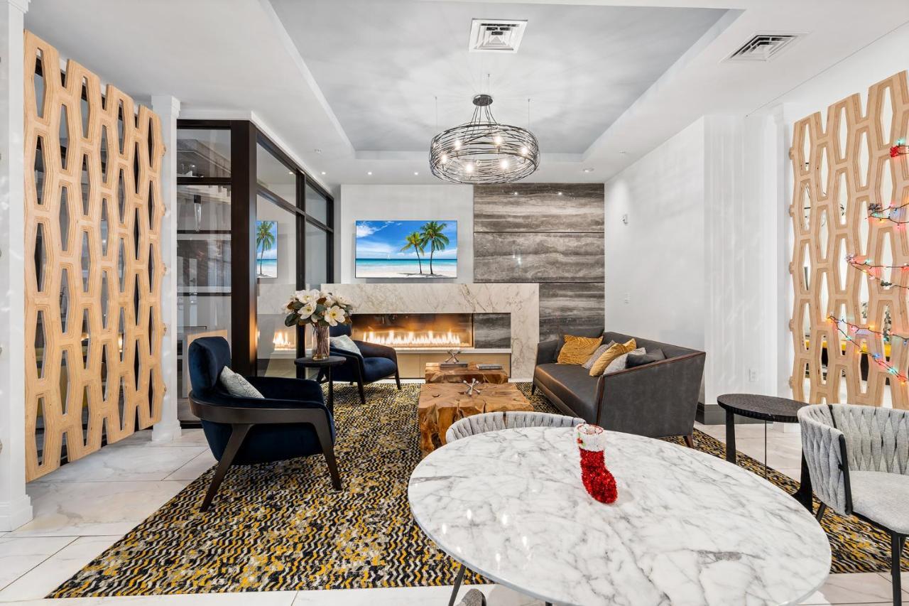 2 Bed With Gym And Laundry Minutes From Nyc Apartment *