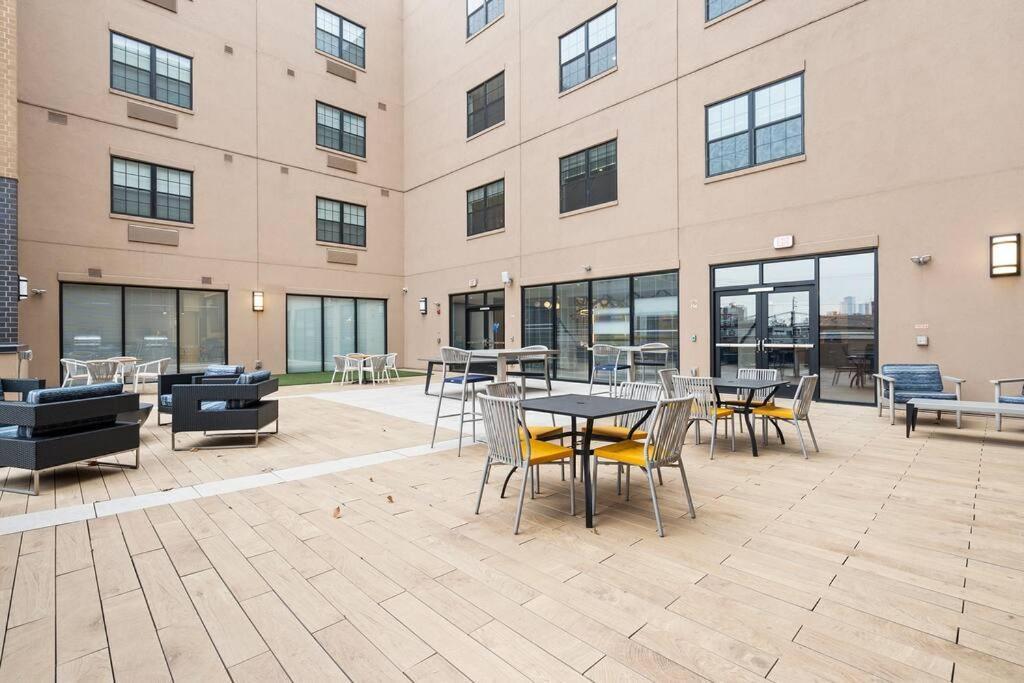 Apartment Urban Elegance: 20 Minutes To Nyc Jersey City