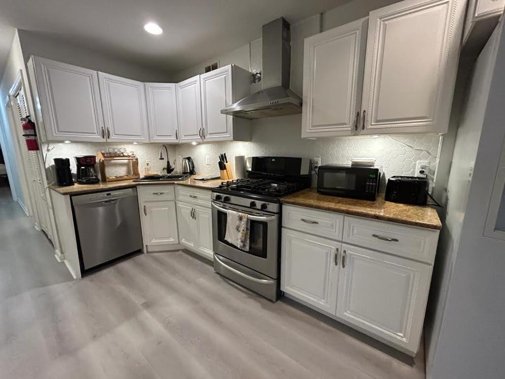 Luxury 5queenbed - 20 Min Away Manhattan Apartment
