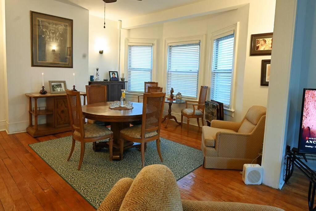 Urban Oasis With Sauna And King Bed With Free Parking Plus More Jersey City