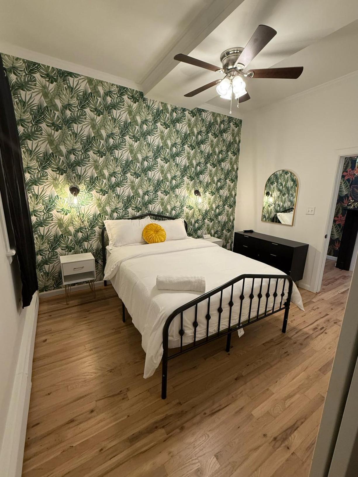 Luxury Boutique - 5 Beds 2 Baths 25 Minutes To Nyc Jersey City