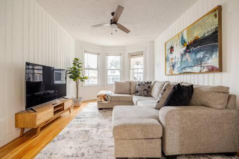 Urban Oasis 3br With Iconic Wtc View