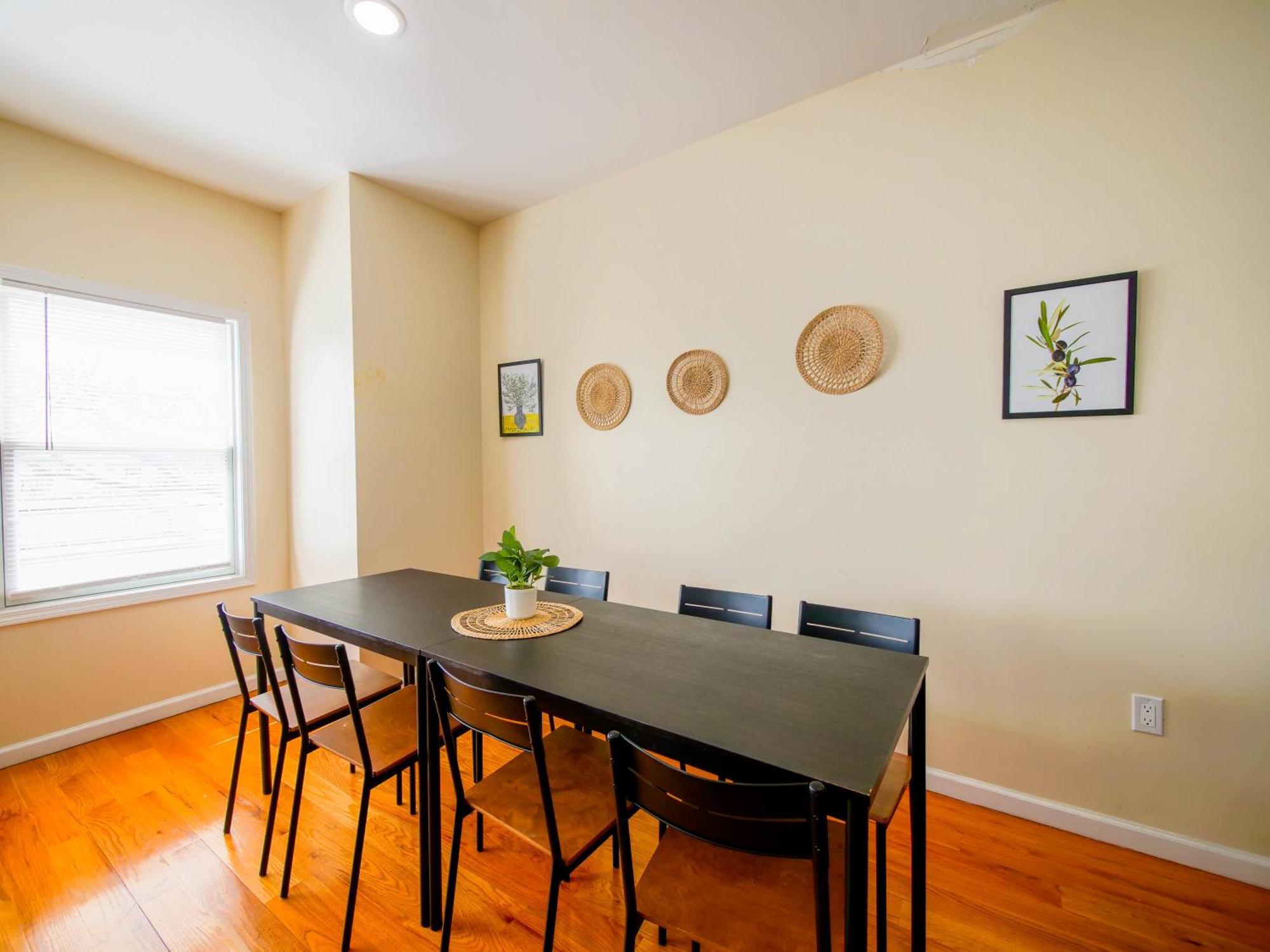 Spacious Three-bedroom Near New York - Contemporary Design Jersey City