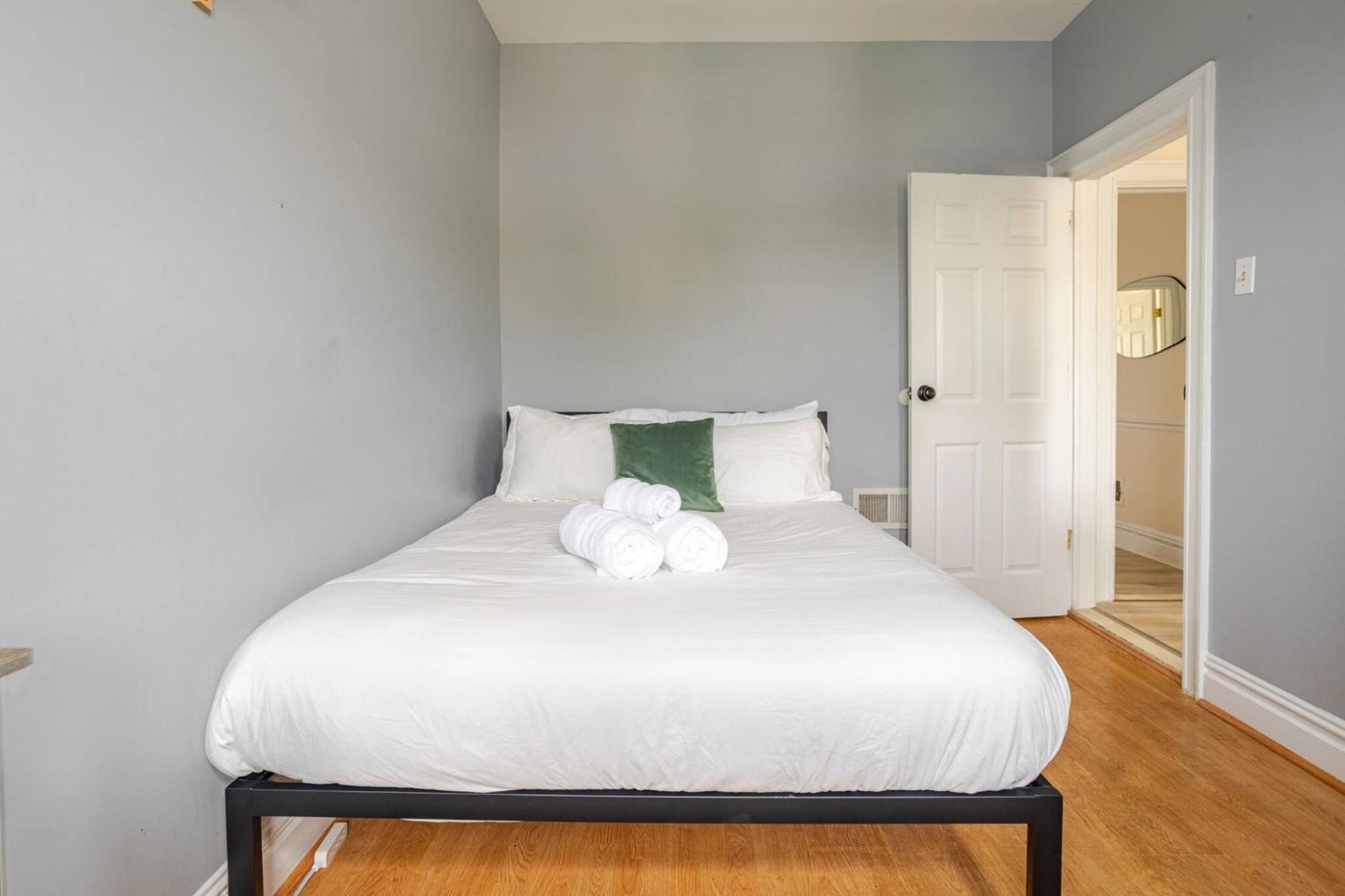 Apartment 6-guest Jersey Haven: Location-comfort-vibes *