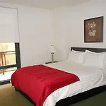 Deedee\'S Apartments At Grand