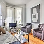 Contemporary Jersey City Abode About 5 Mi To Nyc!