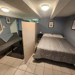 Affordable Studio Unit Close To Nyc Landmarks
