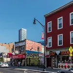 3-Bedrooms Journal Square Near Nyc