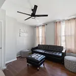 Stylish Jersey City Escape Near Nyc Condo