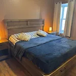 New Modern Private Entrance 2 Bd Apt Minutes To Nyc