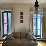 Historic 1869 Brownstone 15 Min To Nyc Downtown