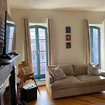 Historic 1869 Brownstone 15 Min To Nyc Downtown