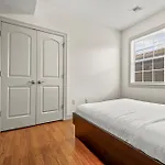 Huge Cozy Jersey City Oasis With Double Balcony - 20 Mins To Nyc