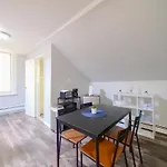Cozy Jersey City Apt Near Nyc Free Wi-Fi & Great Location