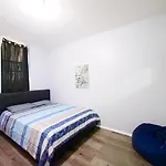 Chic 1Br Apartment With Easy Access To Nyc