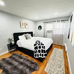 The Loft At Hudson With Parking