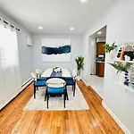 The Loft At Hudson With Parking