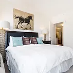 Bluebird Suites In Jersey City