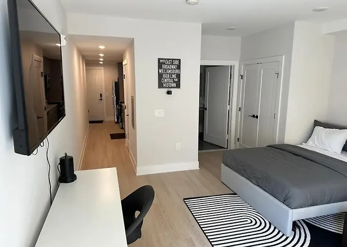 Luxury Stay For Nyc Visit Jersey City 7 Min Walk Nyc Train Station