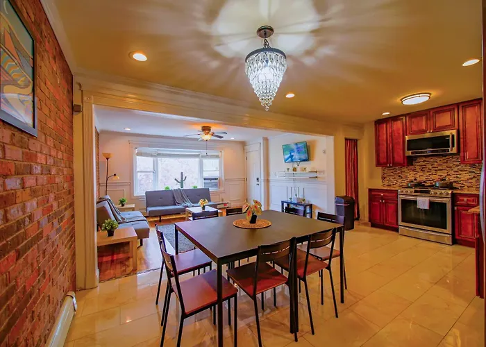 Stylish 3 Bed, Minutes To Nyc!