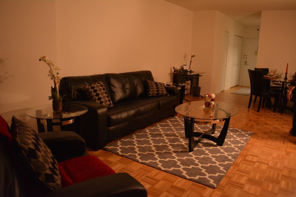 Cesar At River Court Apartment Jersey City