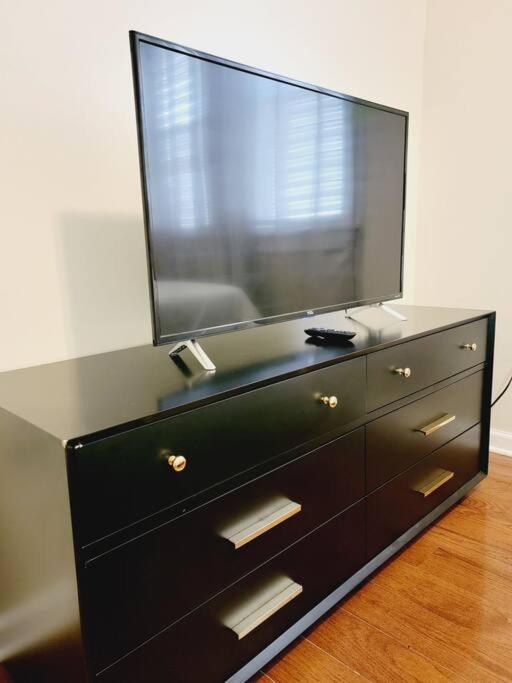 Modern 4 Bed Jersey City, Nj Easy Access To Manhattan Guest house