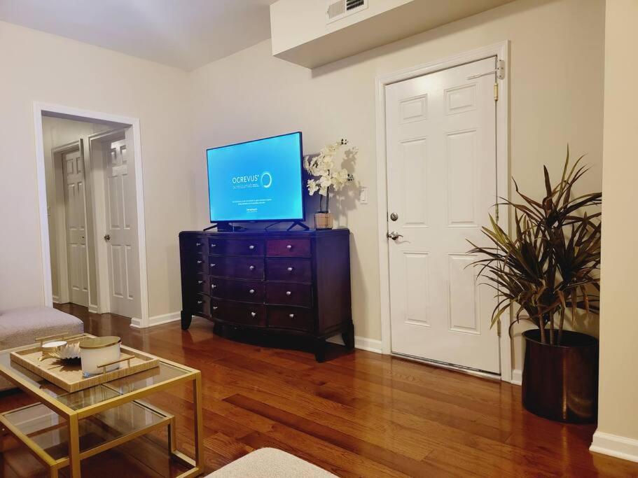 Modern 4 Bed Jersey City, Nj Easy Access To Manhattan Guest house
