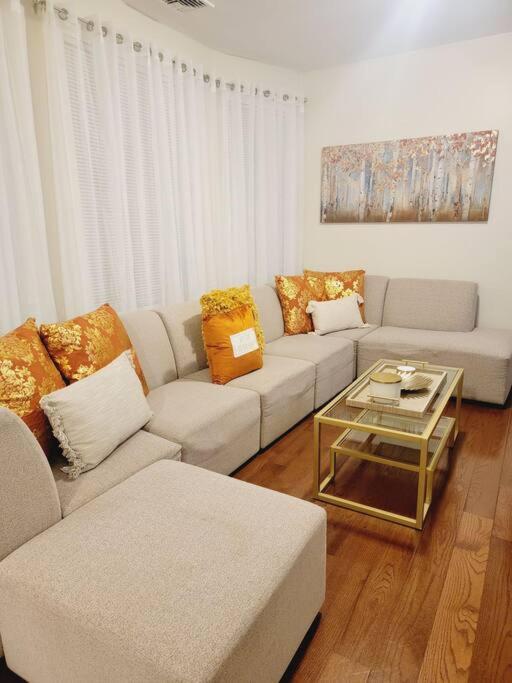 Modern 4 Bed Jersey City, Nj Easy Access To Manhattan *