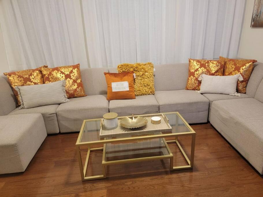 Modern 4 Bed Jersey City, Nj Easy Access To Manhattan Guest house