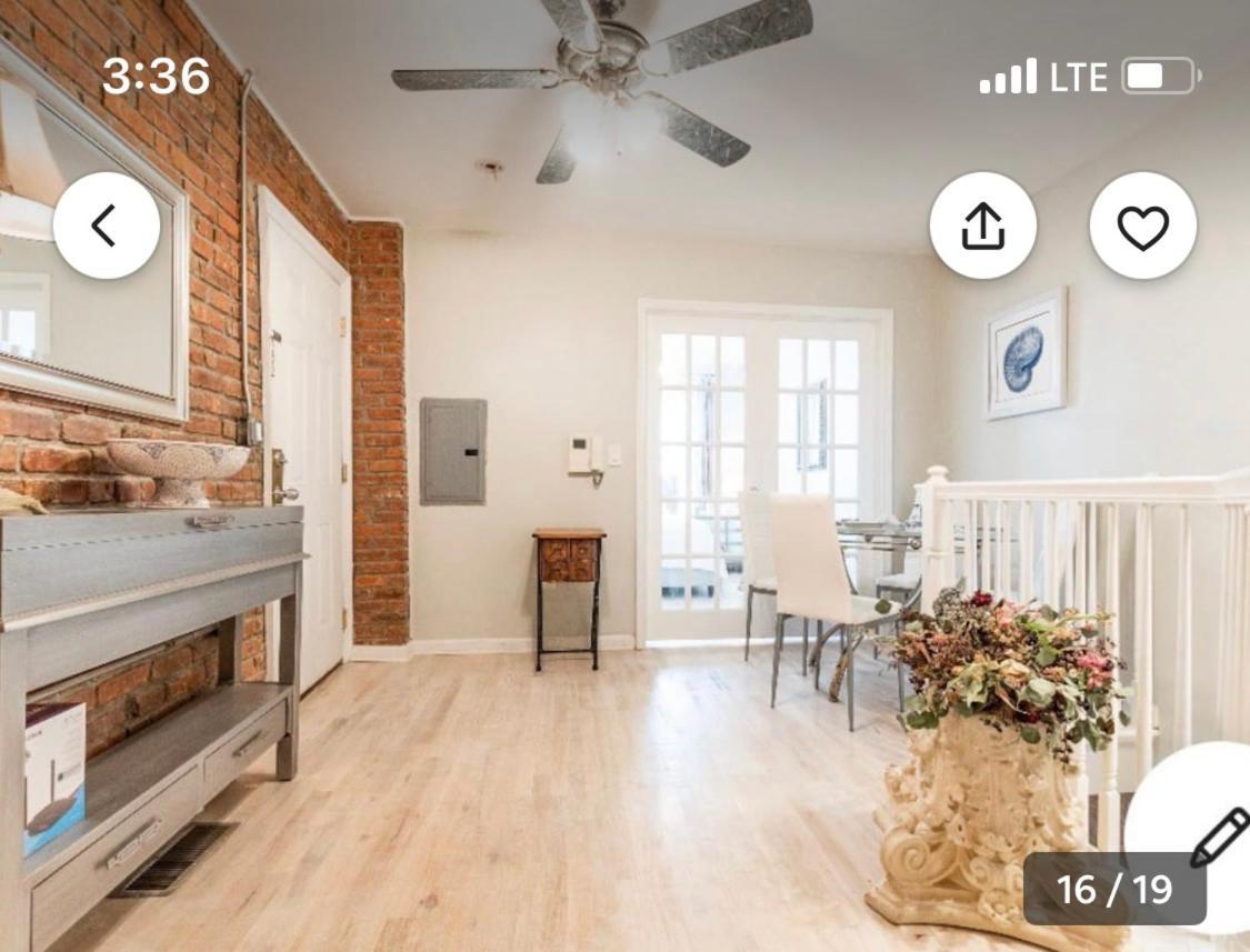 Apartment Abode Mins To City