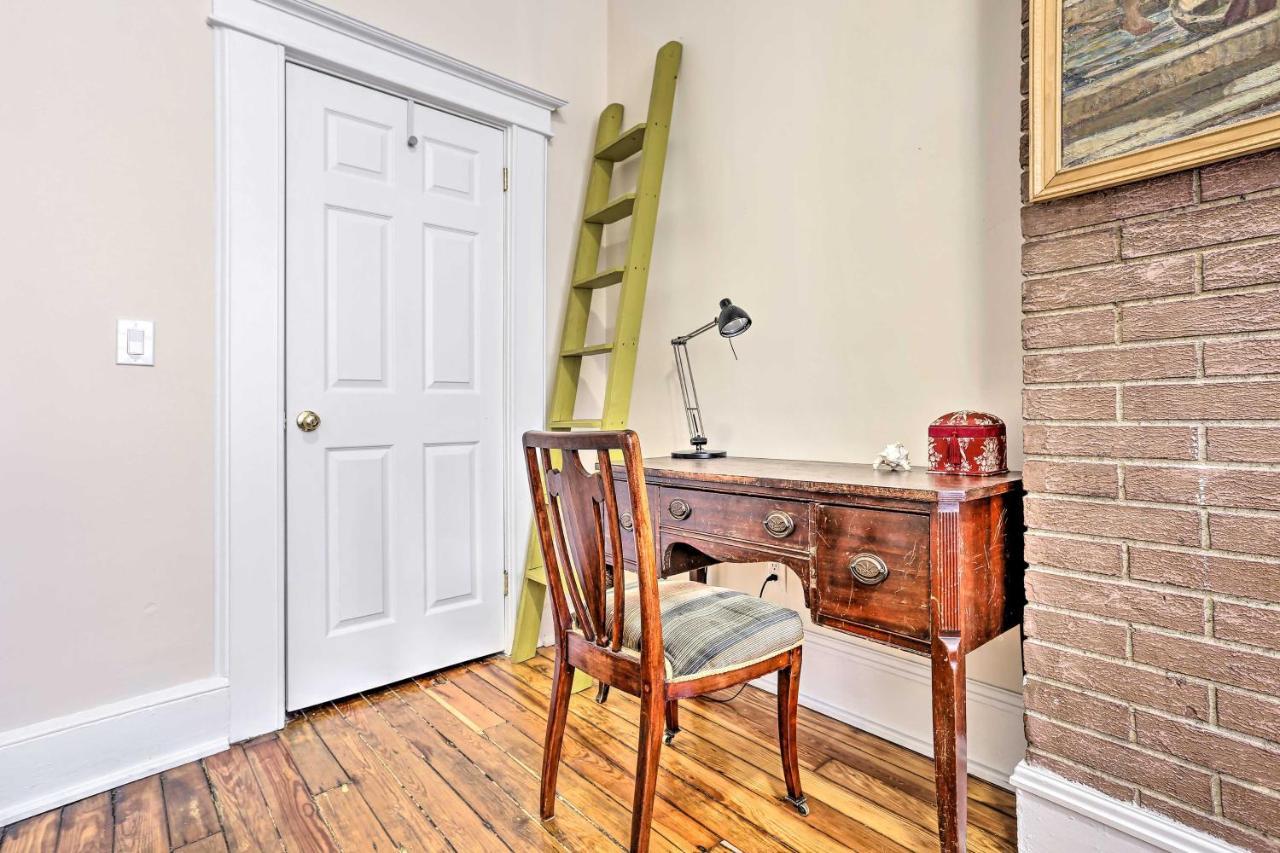 Contemporary Jersey Abode About 5 Mi To Nyc! Holiday home Jersey City