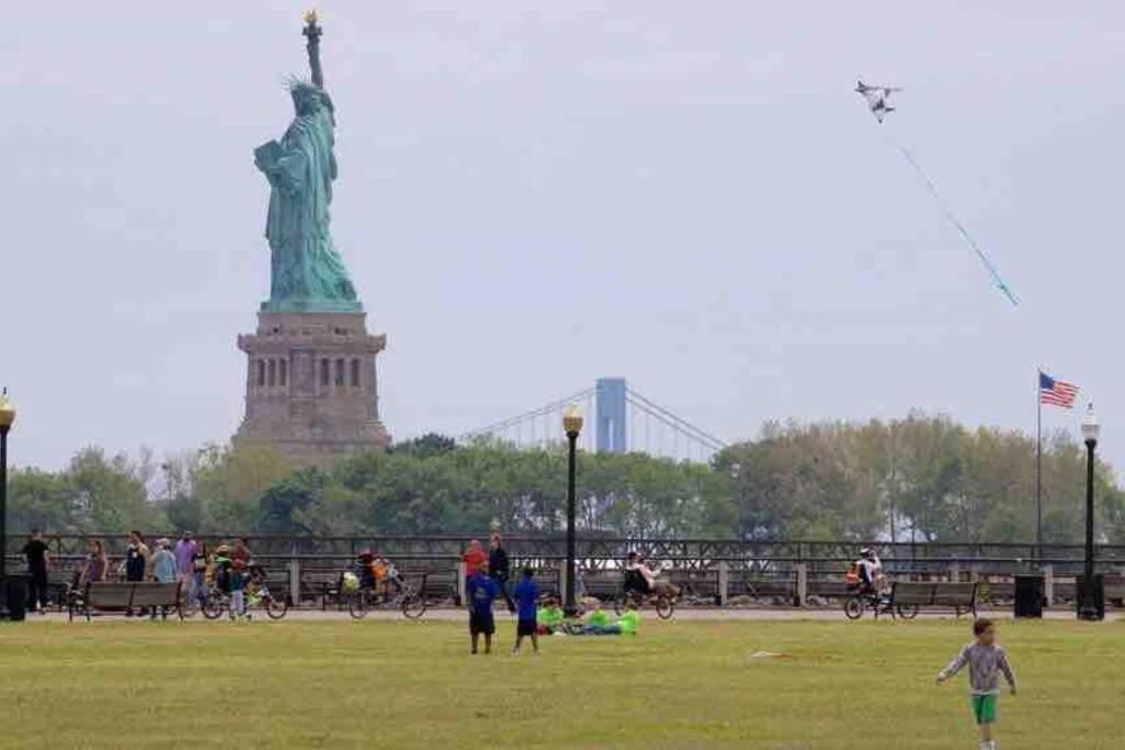 Liberty Dream - 20 Min To Nyc * Jersey City