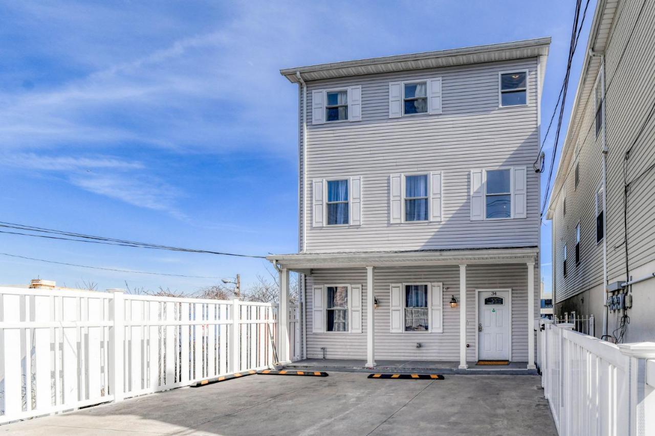 Gorgeous Duplex With Parking By Jsq Apartment