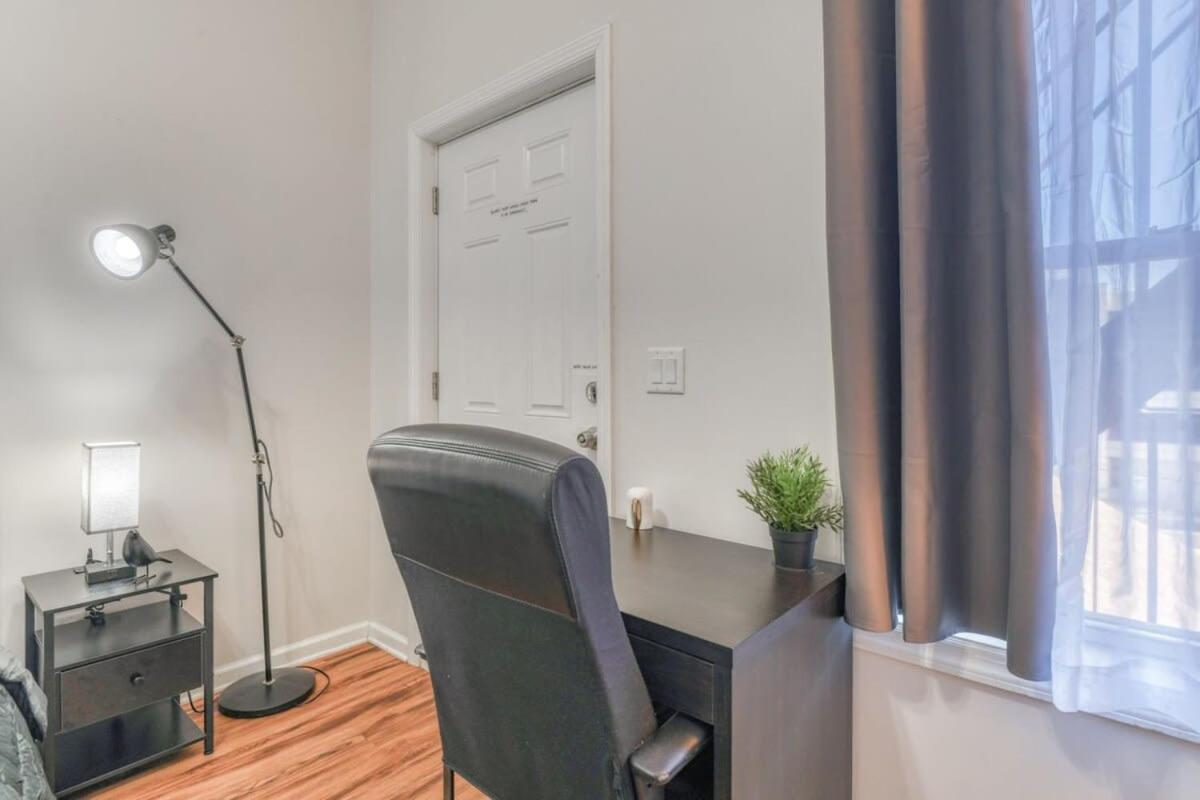 Apartment Two Modern Minutes To Nyc