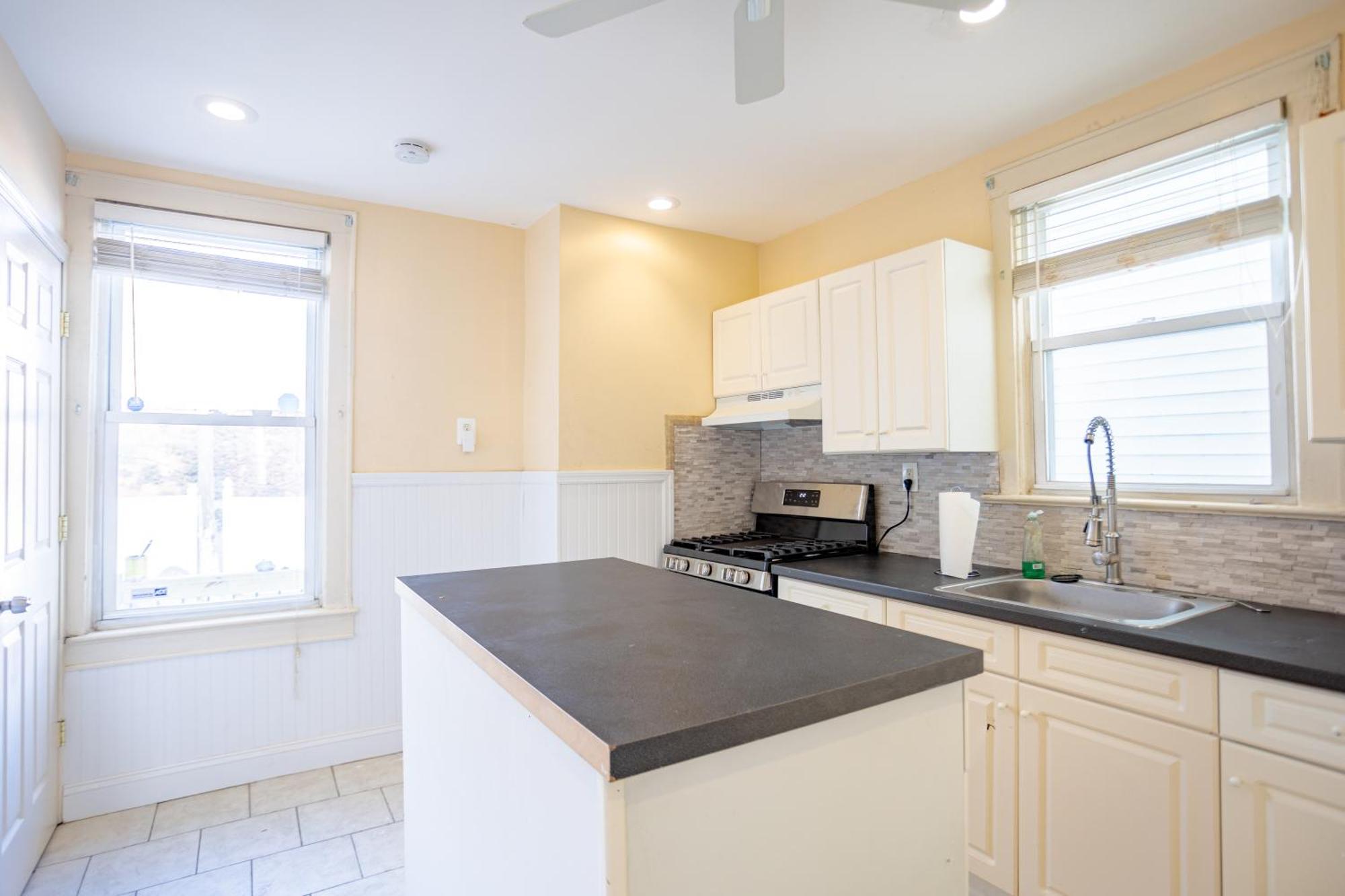 Apartment Spacious & Stylish 2br Near Manhattan *