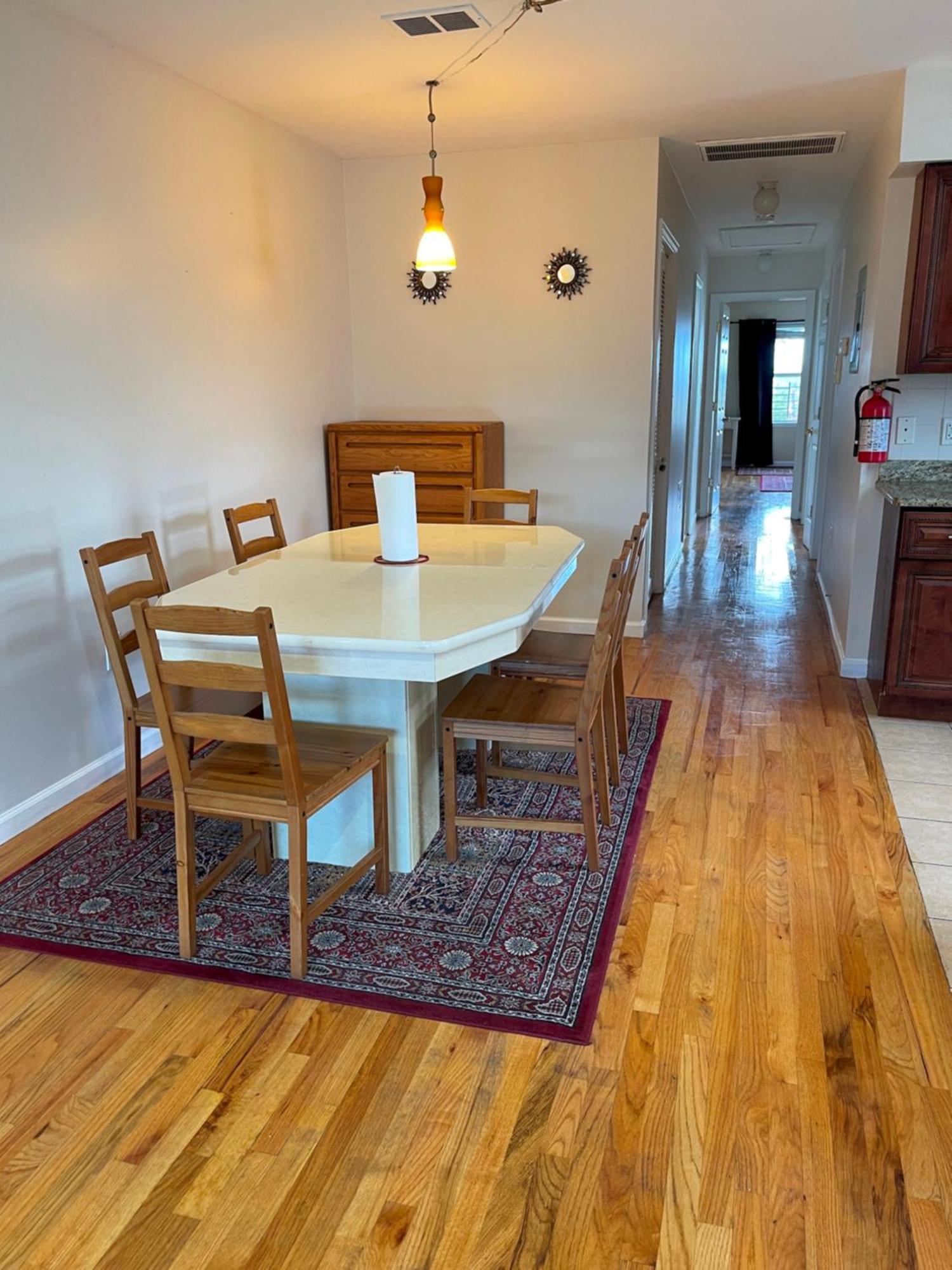 Apartment Business & Family Friendly Balcony Jacuzzi Free Park *