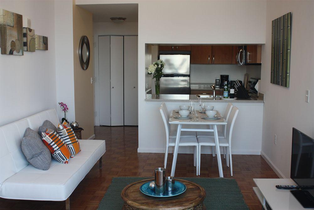 Apartment Dharma Jc At Grove Station *
