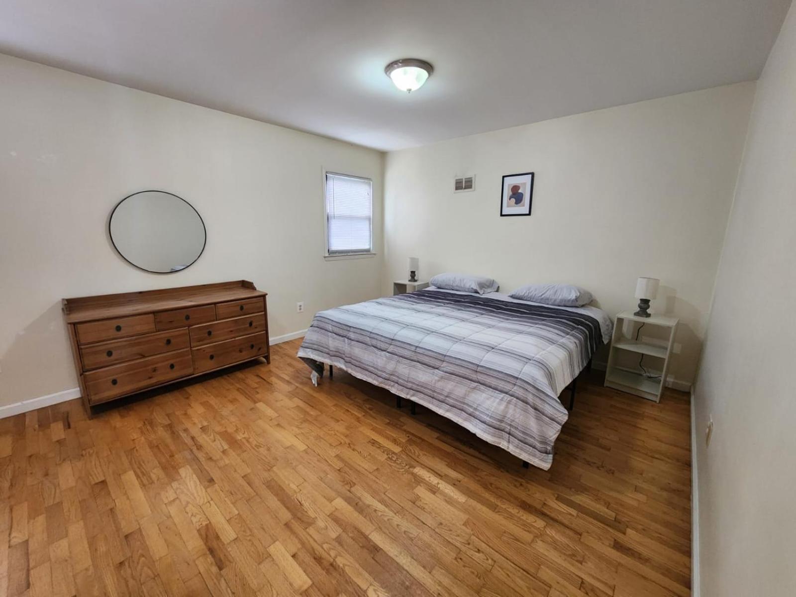 Apartment Contemporary & Roomy 2br Near Nyc Jersey City