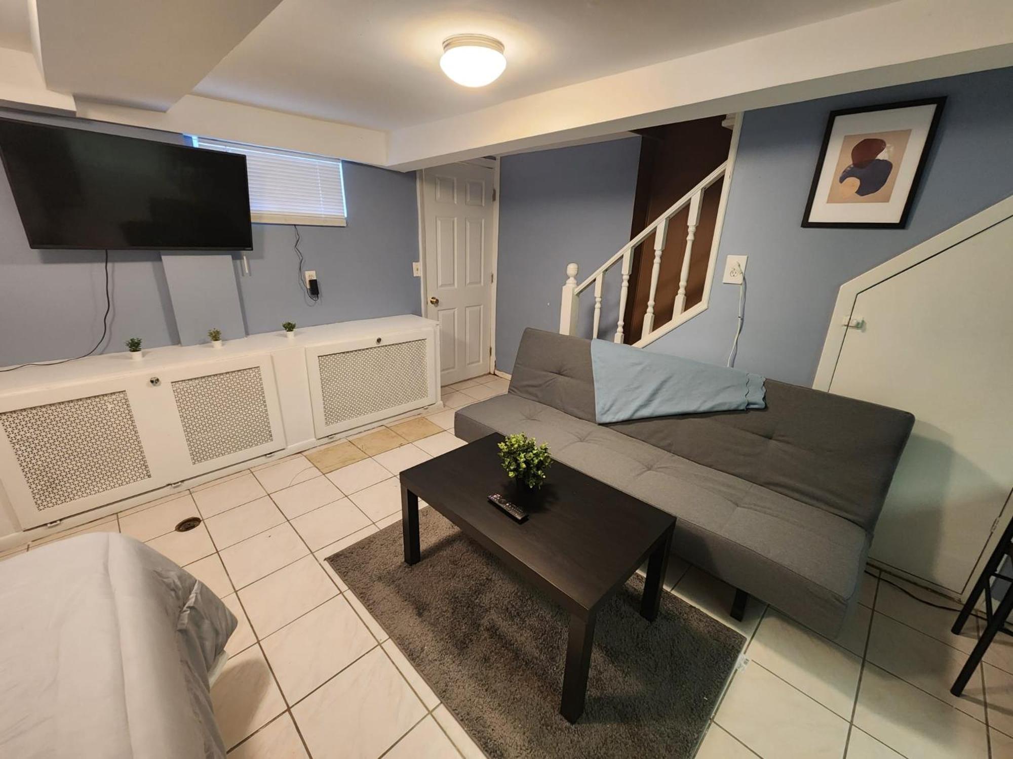 Affordable Studio Unit Close To Nyc Landmarks