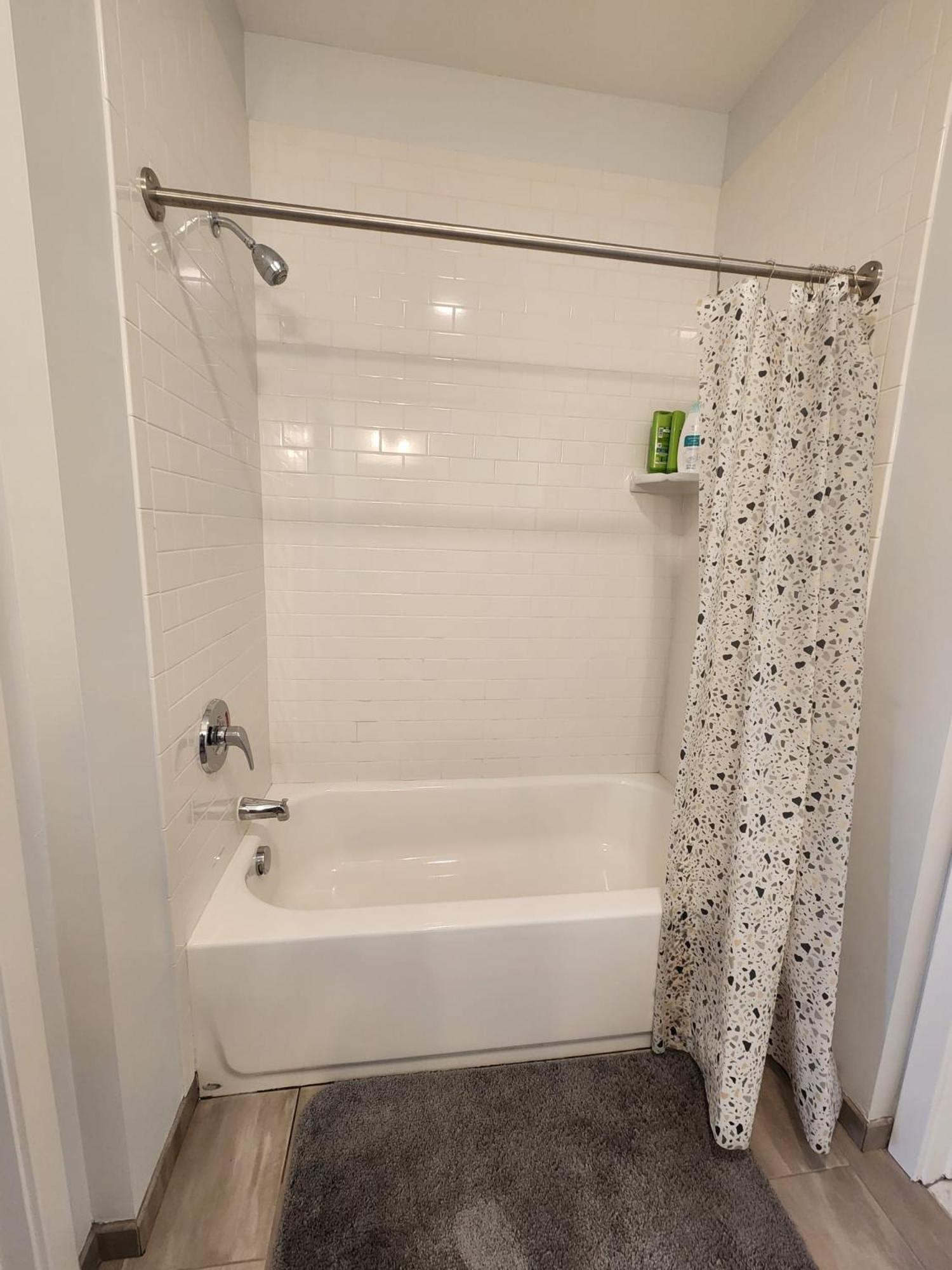 Apartment Pristine 2br Apt With Modern Amenities Near Nyc *