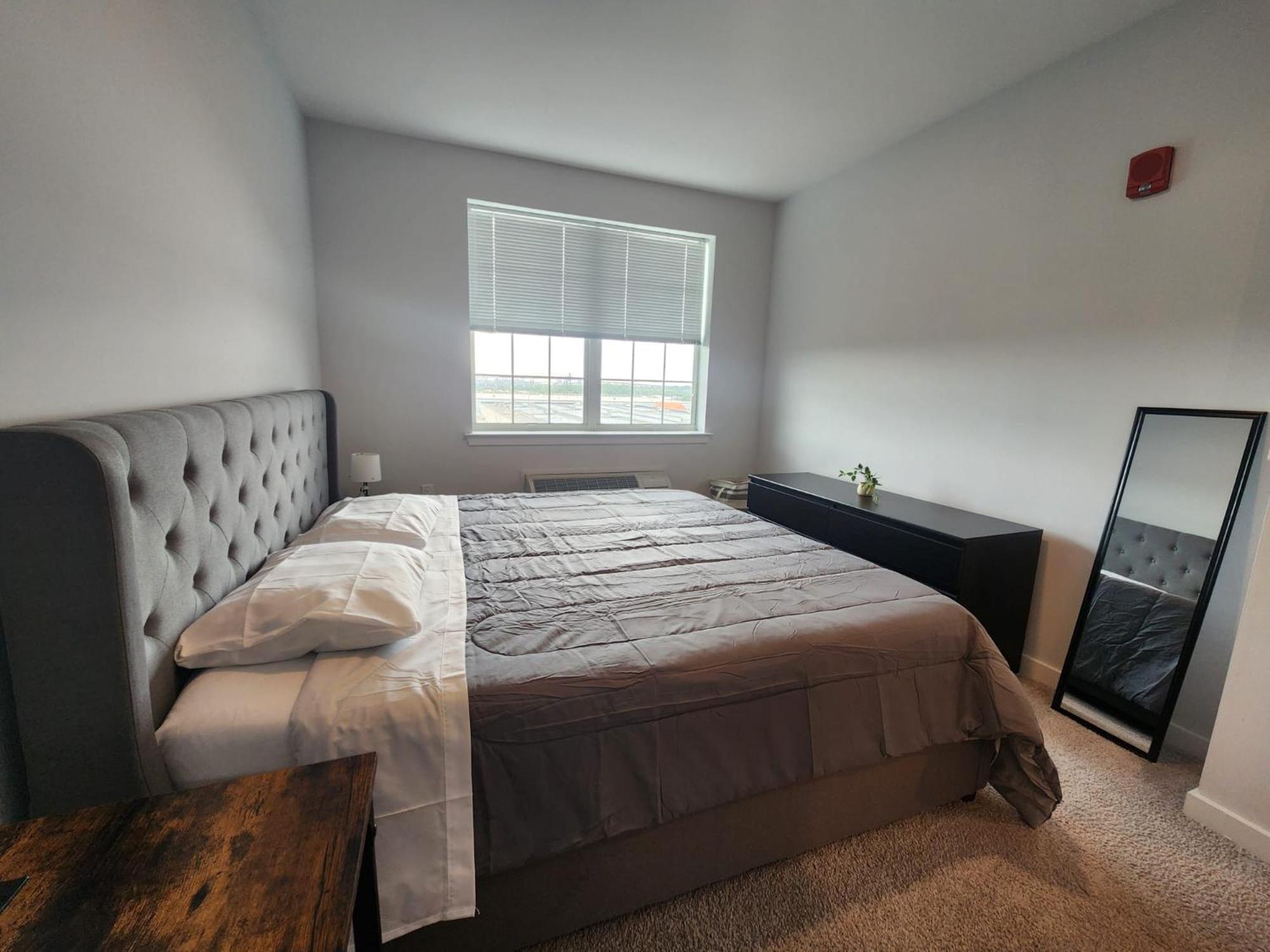 Pristine 2br Apt With Modern Amenities Near Nyc * Jersey City