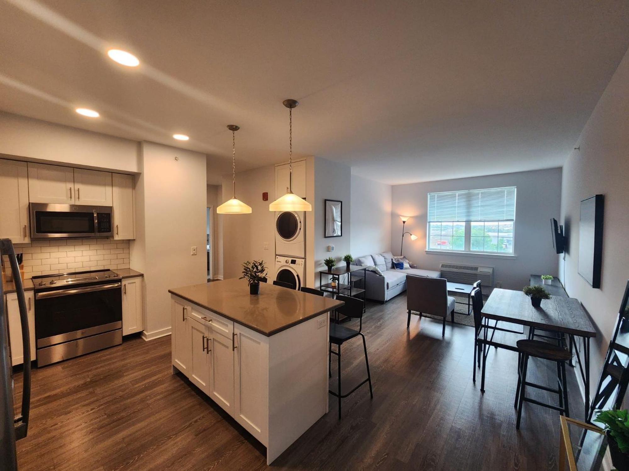 Pristine 2br Apt With Modern Amenities Near Nyc Jersey City
