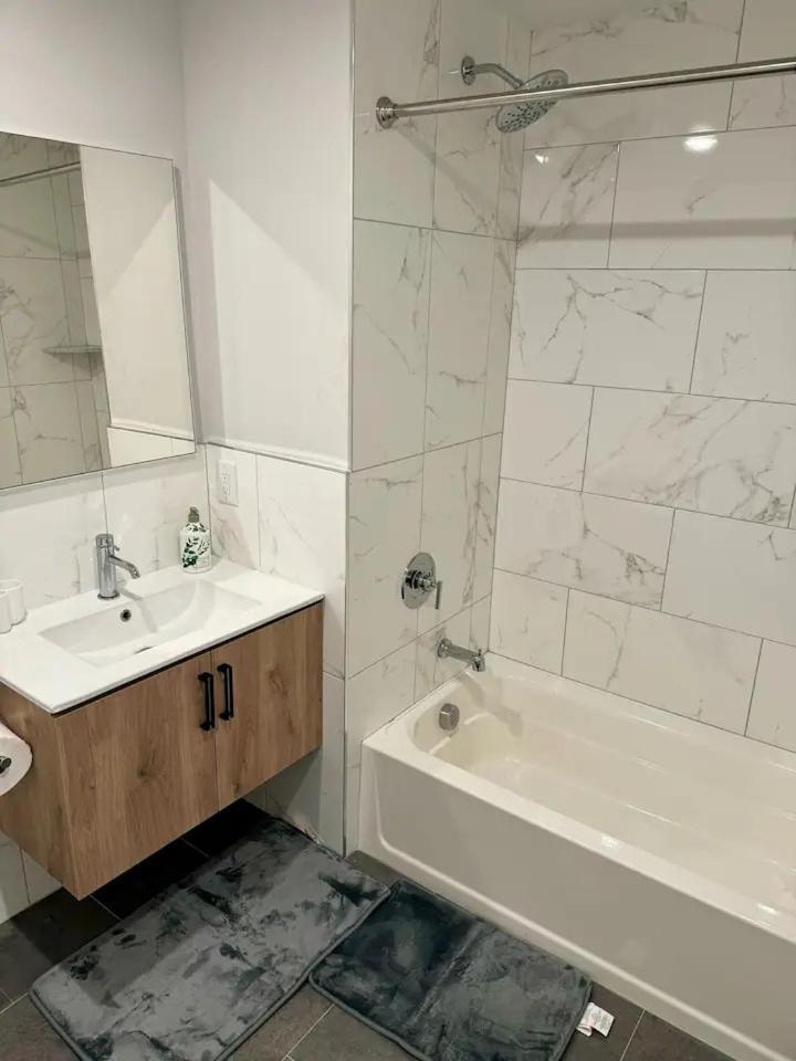 Luxury For Nyc Visit Jersey 7 Min Walk Nyc Train Station Jersey City