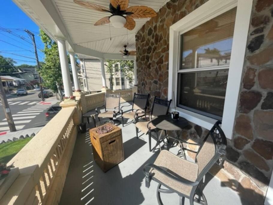 Urban Oasis With Sauna And King Bed With Free Parking Plus More Jersey City
