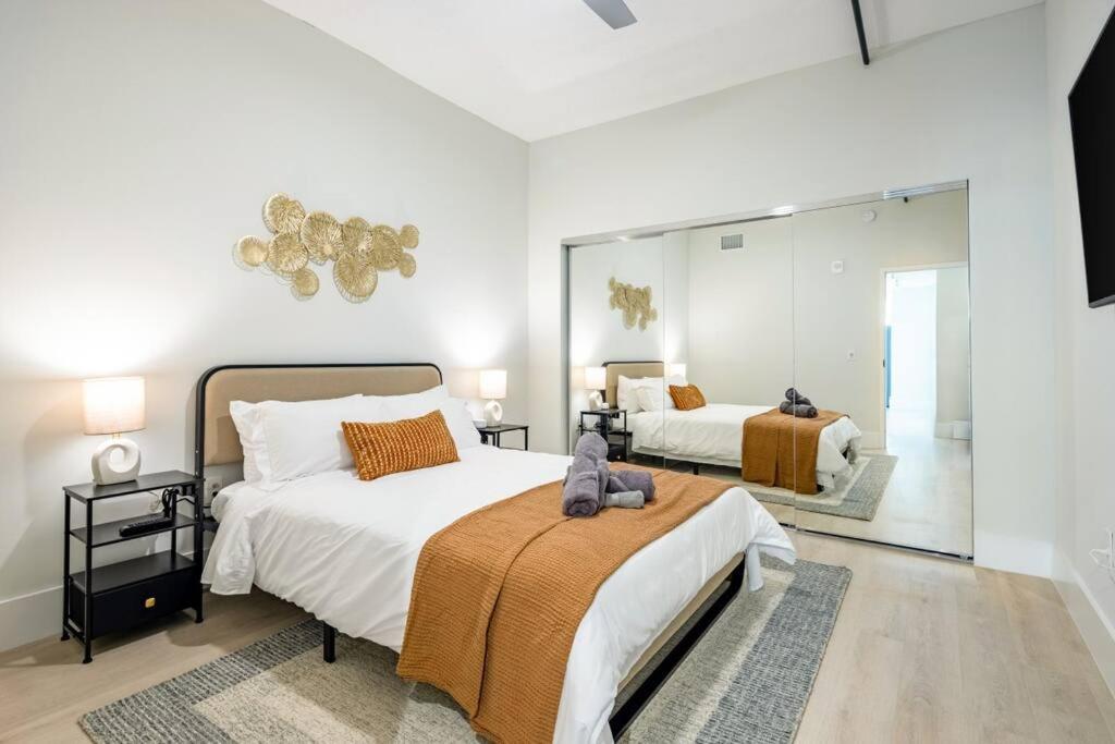 Modern Loft 15 Min From Nyc With View & Pool Jersey City