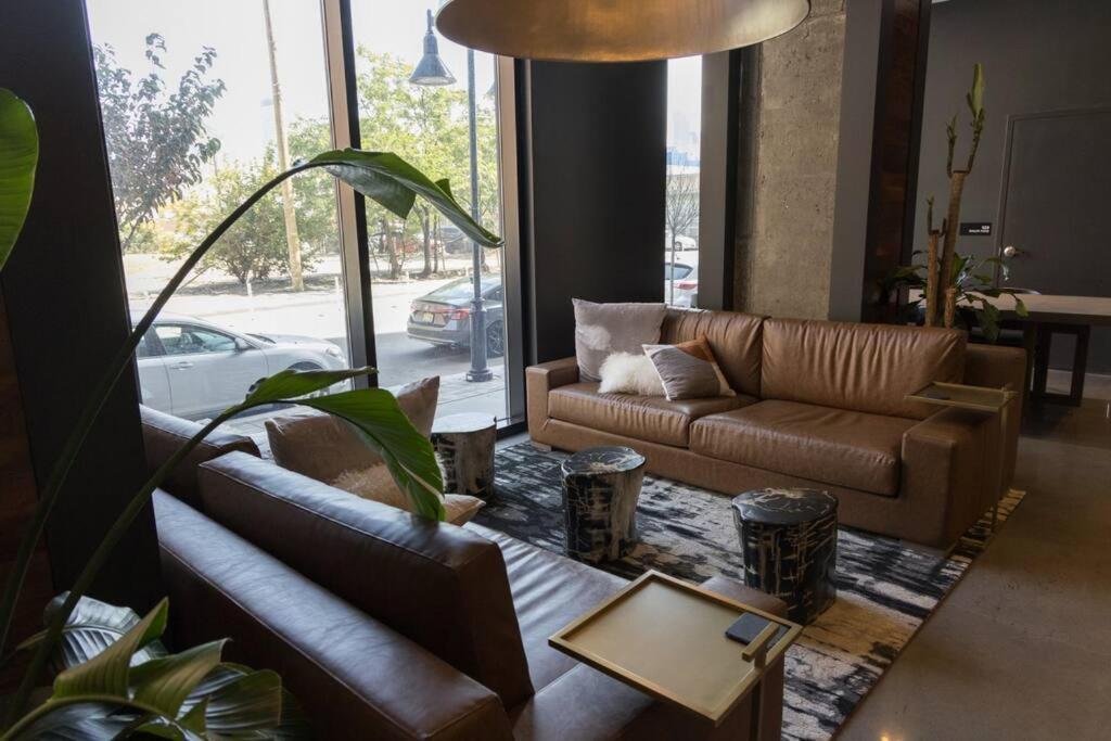 Modern Loft 15 Min From Nyc With View & Pool Apartment *