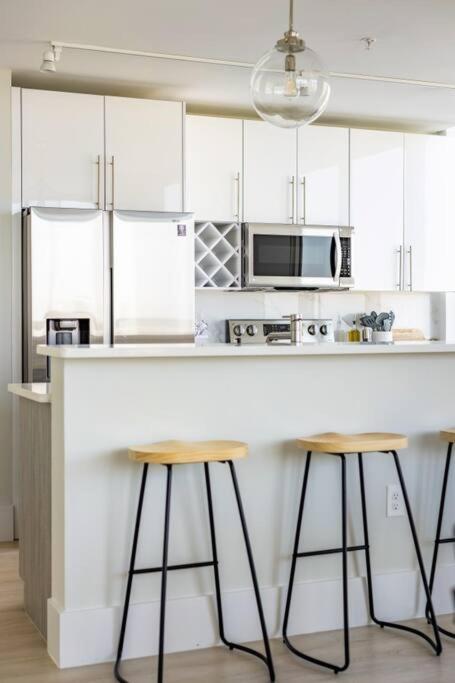 Modern Loft 15 Min From Nyc With View & Pool Apartment